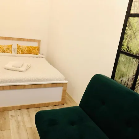 Apartment Pau18 *